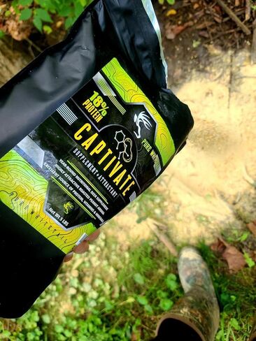 Pure Whitetail | Captivate | Supplemental Feed for Whitetail Deer | Antler Growth & Body Development | Roasted Peanut Aroma | 5 LB Bag in Kuwait