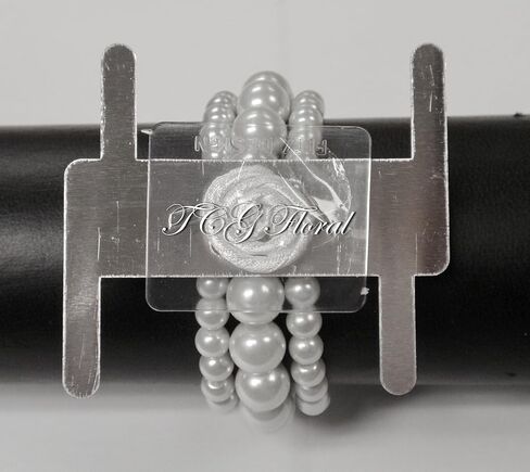 Bubble Pearl Beaded Corsage Wristlet in Sugar White in Saudi Arabia