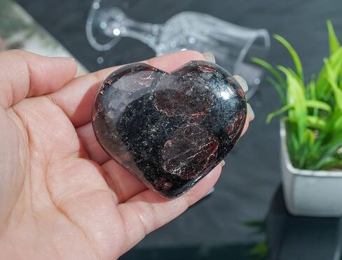 BEZAVO Serpentine Crystal Heart Stone Set - Gifts for Mom, Mom Gifts from Daughters, Pocket Worry Stone, Gemstones and Crystal, Reiki Healing, Chakra Stones for Wicca Collection 50 mm in Saudi Arabia