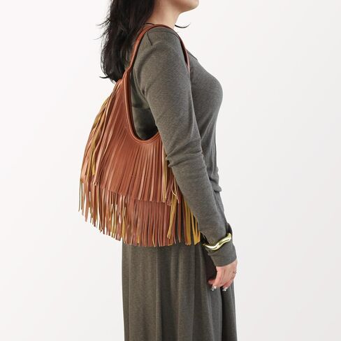 حقيبة كتف جلدية صغيرة بشراشيب ومحافظ هوبو للنساء حقائب كروس كلاسيكية حقيبة يد شرابة غربية in Kuwait