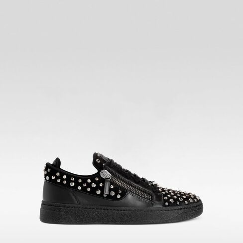 Giuseppe Zanotti Gz94 in Saudi Arabia