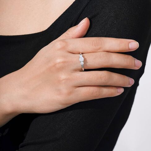 Amazon Essentials Platinum-Plated Sterling Silver Round 3-Stone Ring made with Infinite Elements Cubic Zirconia (1 cttw), Size 8, (previously Amazon Collection) in Kuwait