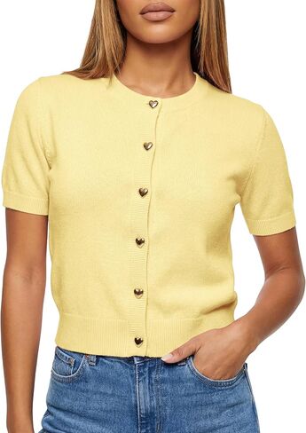 سترة صوفية نسائية كاجوال بأكمام قصيرة ورقبة دائرية وأزرار سفلية مفتوحة من الأمام وخفيفة الوزن موضة 2026 in Kuwait