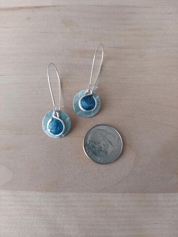 Handmade Lightweight 2 Tone Pink Orange Resin Small Disc Drop Dangle Earrings in Kuwait