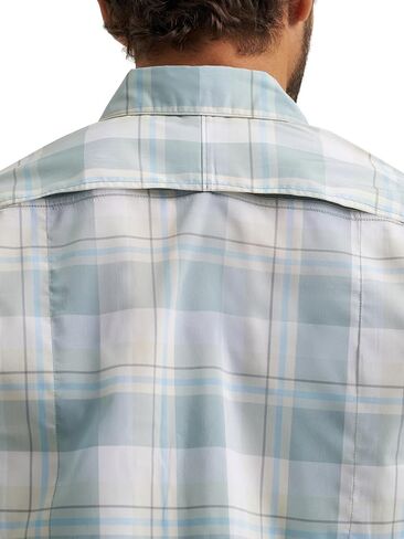 ATG by Wrangler Men's Long Sleeve Hike to Fish Shirt, Abyss Check, Large in Kuwait