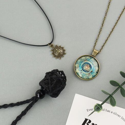 weryerker Dainty Layered Choker Necklace Bohemian Dainty Natural Gemstone Pendant Necklace Beach Fashion Pendant Choker in Kuwait