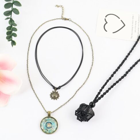 weryerker Dainty Layered Choker Necklace Bohemian Dainty Natural Gemstone Pendant Necklace Beach Fashion Pendant Choker in Kuwait