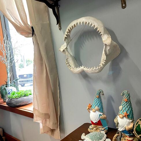 نسخة طبق الأصل من منحوتة جدار فك القرش - فكي قرش من الراتنج الواقعي مع أسنان، فن جداري بحري ساحلي أبيض اللون، ديكور بحري للمحيط للمنزل والمكتب ومنزل الشاطئ وكهف الرجال، 40.64 سم in Kuwait