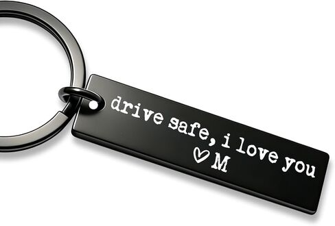 Drive Safe I Love You Keychain for Him، هدية شخصية للزوج الصديق، هدية السائق الجديدة في عيد الحب in Saudi Arabia