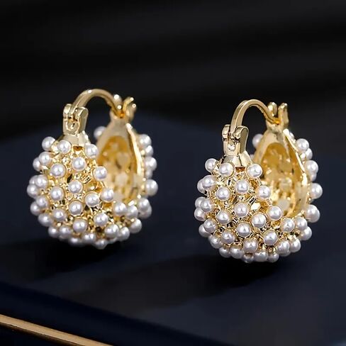 Temperament Sweet Cluster Imitation Pearl Hoop Earrings Fashion Jewelry for Women in Saudi Arabia