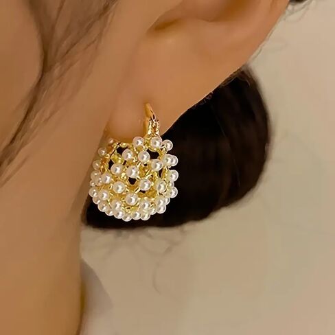Temperament Sweet Cluster Imitation Pearl Hoop Earrings Fashion Jewelry for Women in Saudi Arabia
