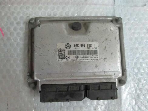 وحدة التحكم في المحرك ECM 2.5L تناسب 06-07 متوافقة مع Jetta Rabbit 07K 906 032 T 07K906032T in Saudi Arabia