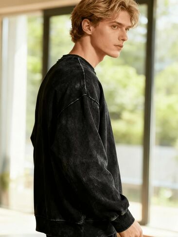 Distressed Wash T-Shirt for Men and Women, Fashion Faded Look, Soft Feel, Black, Size L in Saudi Arabia