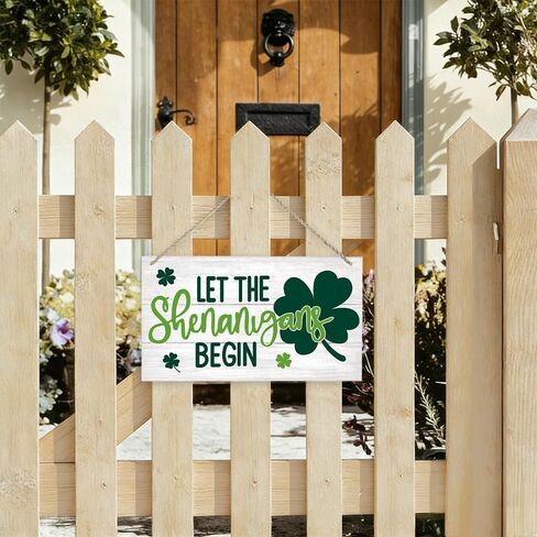 علامة باب أمامية خشبية لعيد القديس باتريك شامروك، 'دع الشينانيغانز تبدأ' ديكور باب بطابع شامروك الأيرلندي للعطلات والشرفة الأمامية في الهواء الطلق وشرفة المزرعة الريفية وعلامة باب فنية جدارية مقاس 11.8 × 6.6 بوصة in Kuwait