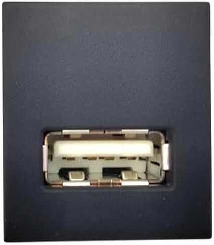 منفذ USB مساعد 86190-12040 لسيارة Toyota Prius Rav4 Sienna 2018 2019 2020-2022 in Kuwait