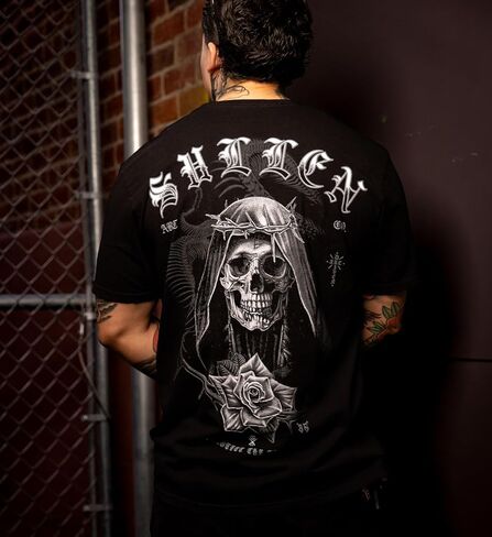 تي شيرت Sullen الرجالي Zach Goldin Artist Series Tattoo Lifestyle Graphic من القطن الفاخر بأكمام قصيرة in Saudi Arabia