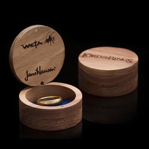 Weta Workshop - Lord of The Rings - LOTR™ The One Ring™ (تنجستن مطلي بالذهب مع رونية إلفيش)، مقاس 9 in Saudi Arabia