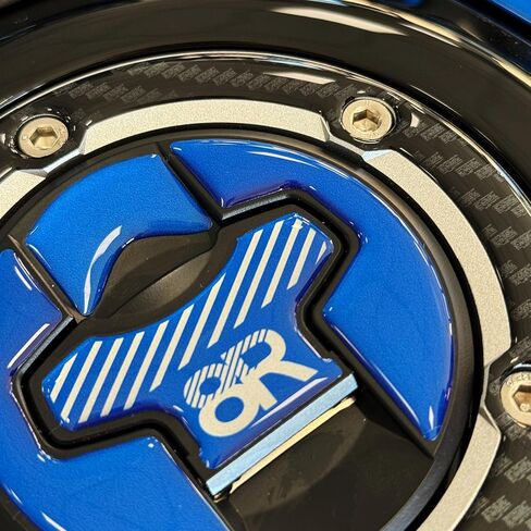 Resin Bike Motorbike 3D Stickers Compatible with Suzuki GSX 8R 2024-2026 Blue. Bike Tank Cap Protection from Impact and Scratches. Sticker 3D Resin Made in Italy in Saudi Arabia