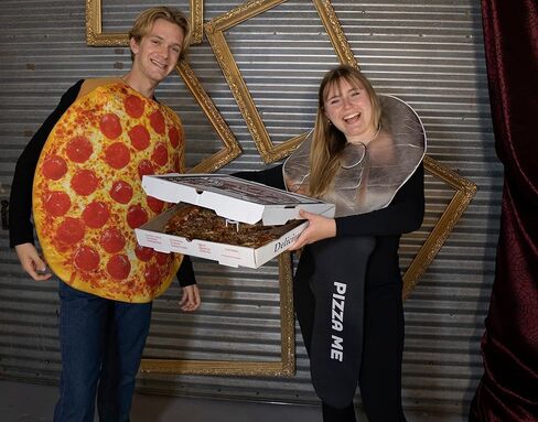 Rasta Imposta Halloween Couples Costume, Pepperoni Pizza & Pizza Cutter, Adult One Size, Unisex in Saudi Arabia
