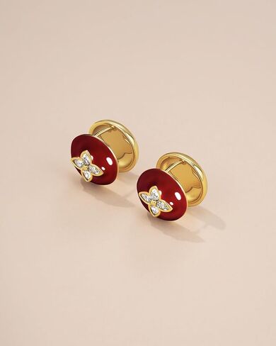 أقراط Bugdundy Red Maroon Enamel مستديرة هندسية على شكل نجمة البرسيم Dainty Stud CZ مطلية بالذهب عيار 18 قيراط للنساء من SNGIA، هدايا مجوهرات VintageTrendy، إكسسوارات أقراط Huggies العصرية، أقراط دائرية بسيطة خالية من النيكل. in Saudi Arabia