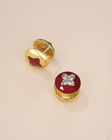أقراط Bugdundy Red Maroon Enamel مستديرة هندسية على شكل نجمة البرسيم Dainty Stud CZ مطلية بالذهب عيار 18 قيراط للنساء من SNGIA، هدايا مجوهرات VintageTrendy، إكسسوارات أقراط Huggies العصرية، أقراط دائرية بسيطة خالية من النيكل. in Saudi Arabia