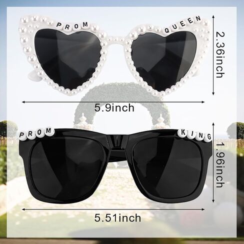 قطعتان من نظارات التخرج للملك والملكة وإكسسوارات أزياء لحفلات العودة للوطن وحفلات الزفاف وأعياد الميلاد in Kuwait