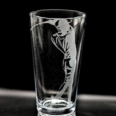 GOLFER & HIS BAG Engraved Pint Beer Glass | Great Drinking Gift Idea for Golfers and Golfing Enthusiasts! in Kuwait
