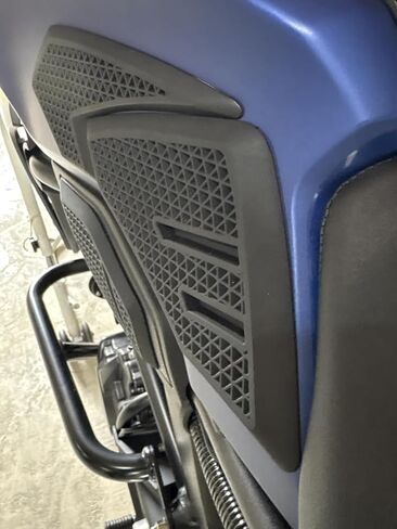 Motorcycle for Honda CB250R 2018~ CB300R (2018-2025) Tank Pads Side Gas Knee Grip Protective Sticker Decal Knee Grip Traction pad in Kuwait