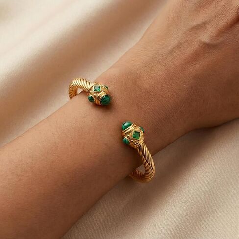 elegant gold bracelet for women - stylish gold accessories for women, perfect jewelry sets for women with water resistance, ideal gift for girls in Saudi Arabia