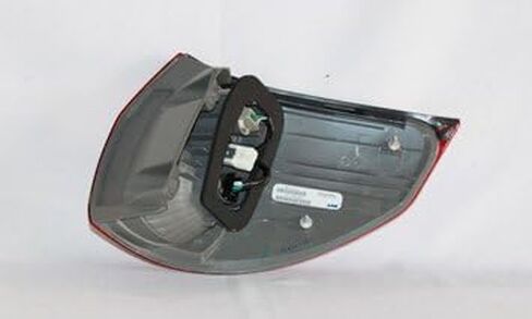 TYC Left Tail Light Assembly Compatible with 2006-2010 Toyota Sienna in Kuwait
