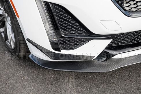 بديل لـ 2020-2024 كاديلاك CT5 سبورت وCT5-V | جناح الذقن الأمامي من ألياف الكربون بتصميم Blackwing مع زوج من الكاناردز الفاصل in Saudi Arabia