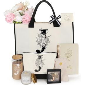 هدايا عيد ميلاد للنساء، هدايا شخصية بحروف عالية - مجموعة هدايا أولية لحقيبة اليد لها، الأم، المعلم in Kuwait