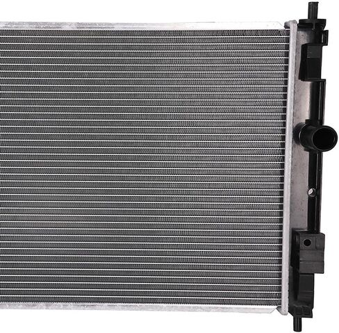 Radiator and Cooling Fan 2011-2014 for Chrysler 200 Limited 2.4L 2011-2014 for Chrysler 200 Limited 3.6L 621570 67400561 in Kuwait