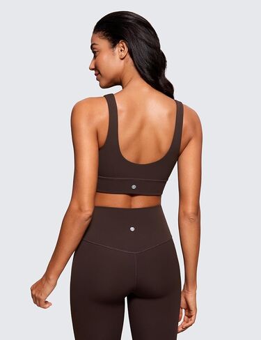 حمالات صدر رياضية طويلة من CRZ YOGA Butterluxe U Back للنساء - بلوزة قصيرة مبطنة لليوجا ومبطنة برقبة واسعة مع وسادات مدمجة، بني فاتح صغير in Saudi Arabia