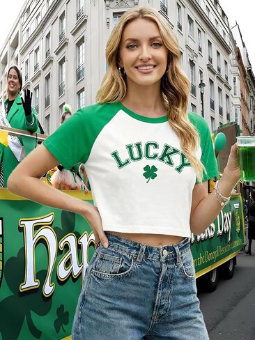 قميص نسائي لعيد القديس باتريك، قمصان الحظ شامروك، قميص قصير لطيف لعيد القديس باتريك، قميص راجلان الأيرلندي in Kuwait