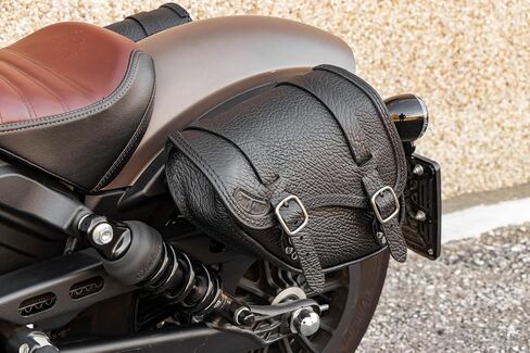 حقيبة سرج جلدية مع أبازيم مغناطيسية سريعة متوافقة مع 2018-2024 Indian Scout Bobber، 2020-2024 Scout Bobber Sixty، 2019-2024 Scout Bobber Twenty، 2022-2024 Scout Rogue (متجعد - الجانب الأيسر) in Kuwait