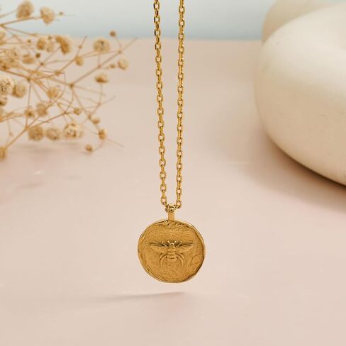 Bee Pendant Necklaces for Women Coin Embossed Choker Necklace Stylish Minimalist Design Pendant Necklaces Gold Plated Round Pendant Personalized Necklace Gift in Kuwait