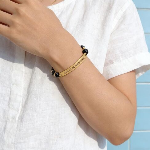 لا تدع الأيام الصعبة تفوز بسوار - ملهمة لا تدع الأيام الصعبة تفوز بسوار قابل للتعديل هدايا مجوهرات مطرزة، الفولاذ المقاوم للصدأ محفور عليه كلمة تحفيزية للنساء والرجال in Kuwait