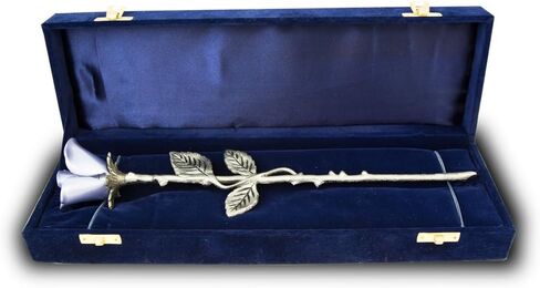 أوعية تذكارية برونزية بجذع الورد - صغيرة جدًا تحمل 1 بوصة مكعبة من الرماد - تذكار تذكاري باللون الأرجواني الخزامي in Kuwait