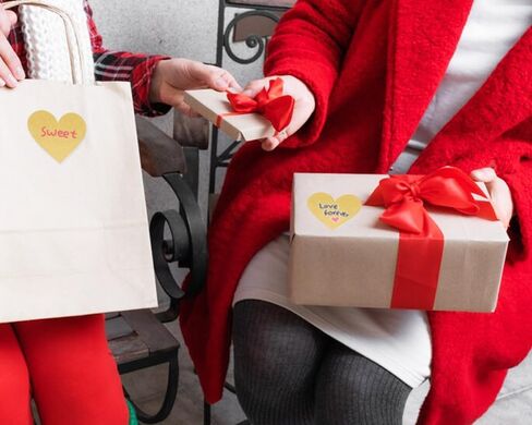 500 PCS Kraft Heart Stickers Valentines Day Stickers - 1.5'' Love Heart Shape Decorative Labels, Self-Adhesive All-Purpose Gift Labels Sticker for Craft Envelopes Boxes Wedding Anniversaries in Kuwait