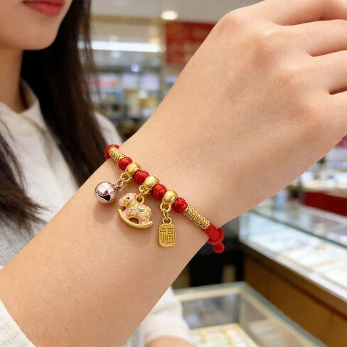 3pcs/6pcs 2026 New Year of Horse Charm Bracelets, Red Braided Adjustable String Zodiac Animal Enamel Colored Horse Bell Pendant Good Luck Jewelry Gifts for Women Men With Gift Card Box in Kuwait