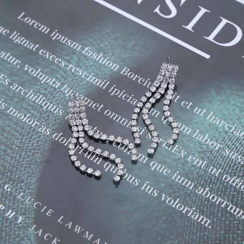 Vintage Crystal Chandeliers Drop Earrings Silver Rhinestone Dangle Earrings Silver Cz Paved Tassel Chain Earrings Wedding Chandelier Earrings Jewelry for Women in Saudi Arabia