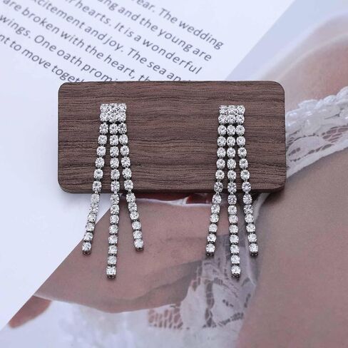 Vintage Crystal Chandeliers Drop Earrings Silver Rhinestone Dangle Earrings Silver Cz Paved Tassel Chain Earrings Wedding Chandelier Earrings Jewelry for Women in Saudi Arabia