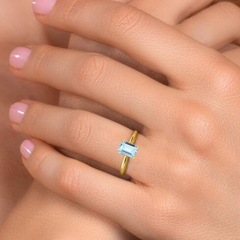 Gem Stone King 10K Yellow Gold Sky Blue Aquamarine Engagement Ring For Women | 0.50 Cttw | Emerald Cut 6X4MM | Gemstone March Birthstone | Wedding Engagement Anniversary Ring For Women in Saudi Arabia
