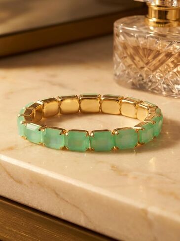 سوار سوريلي ديلايت من قطع الزمرد باللون الأخضر النعناعي، طوله 17.78 سم، لون ذهبي ساطع in Kuwait