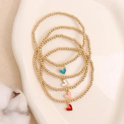 مجموعة أساور قابلة للتمدد على شكل قلب مطرز باللون الذهبي الأنيق للنساء، مجموعة أساور أنيقة مصنوعة يدويًا وقابلة للتكديس في عيد الحب والحب الأحمر وإكسسوارات المجوهرات والإكسسوارات. in Kuwait