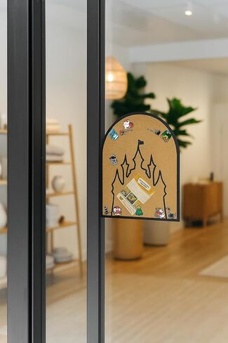 لوحة الفلين ذات دبوس القلعة، لوحة إعلانات مقوسة، ذاتية اللصق، 9.8 بوصة × 11.8 بوصة، سمك 1/2 بوصة (أسود) in Kuwait