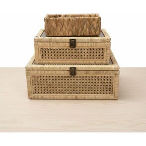 صندوق ديكور، صناديق عرض من الروطان مع أغطية، مجموعة من 3 صناديق تخزين مزخرفة مستطيلة، صناديق تخزين منسوجة طبيعية لديكور المنزل in Kuwait