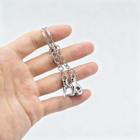 2Pcs Hand Heart Gesture Car Key Chain Ring Charm Couple Valentines Matching Keychain Pendant For Boyfriend Girlfriend Wife Husband Best Friend in Saudi Arabia