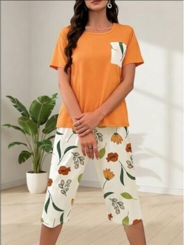 2PCS Women's Pajama Set, Soft Cotton Sleepwear with Floral Print, Short Sleeve Top and Capri Pants Loungewear for Summer in Saudi Arabia